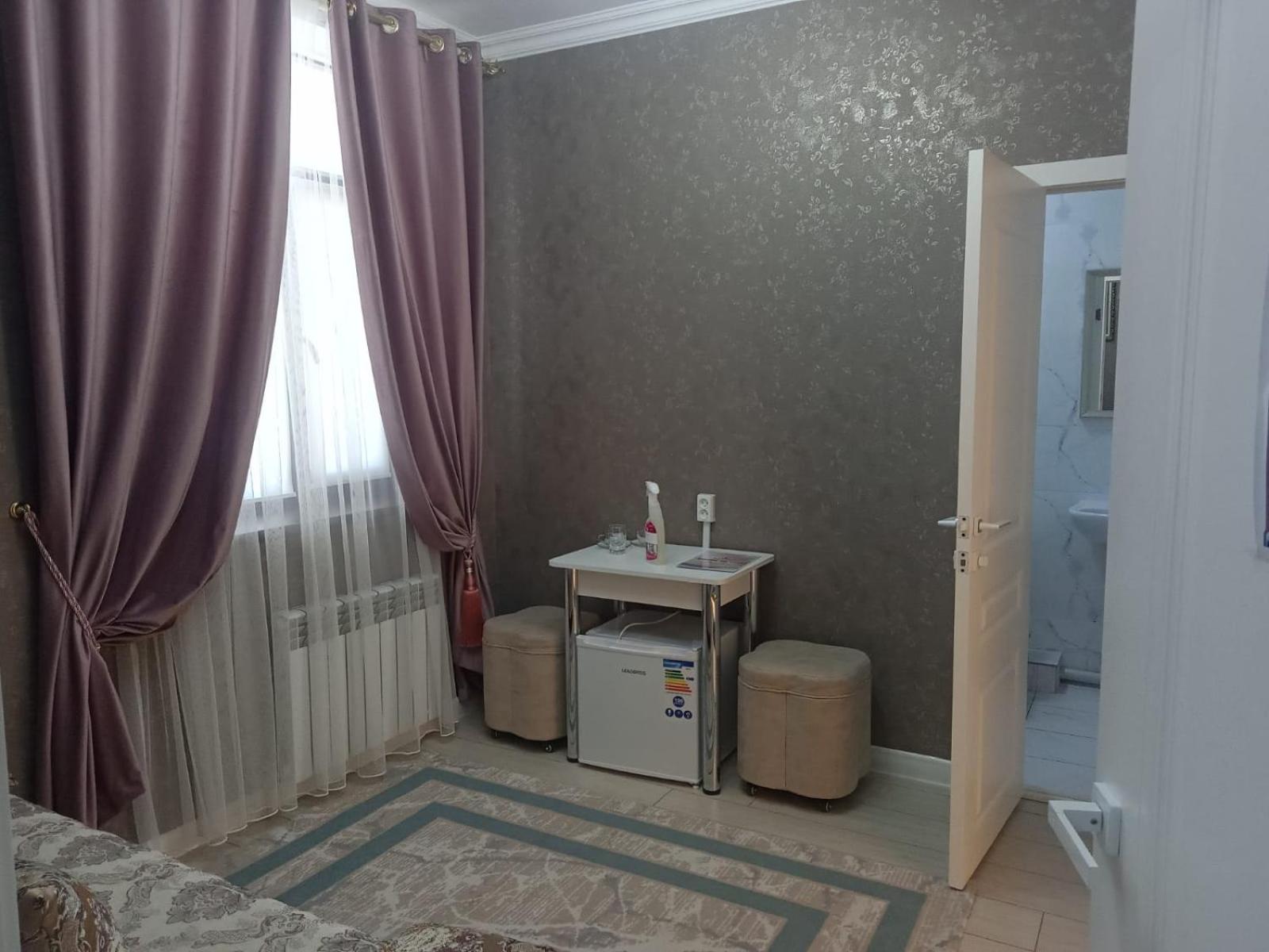 Keruen Deluxe Hotel Тараз Екстериор снимка